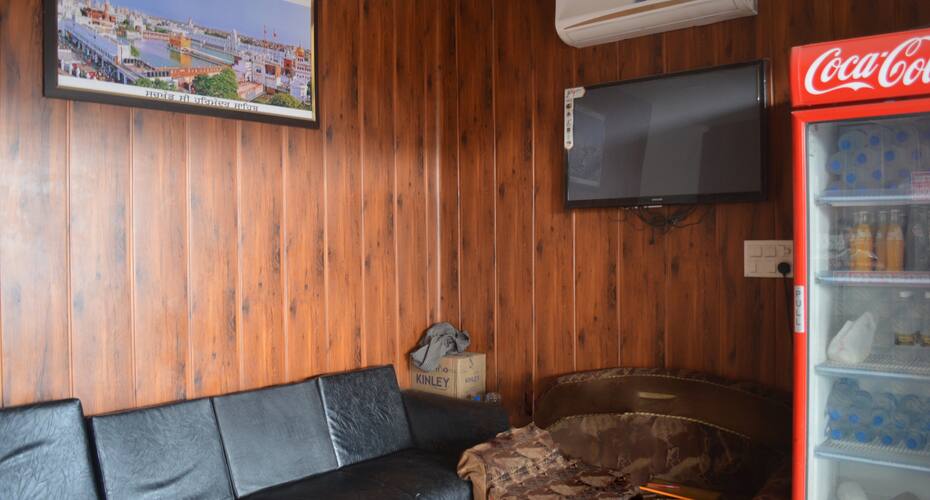 Hotel Grand City, Amritsar 3